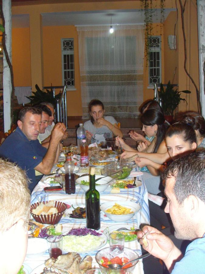 Florians Guesthouse Shkodër Extérieur photo